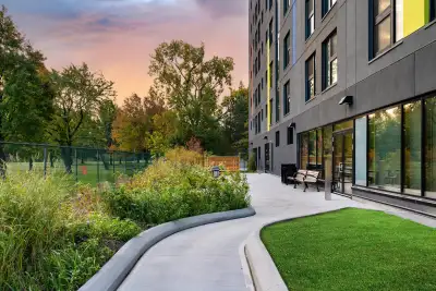 All photos and figures courtesy of Kearns Mancini Architects Inc.