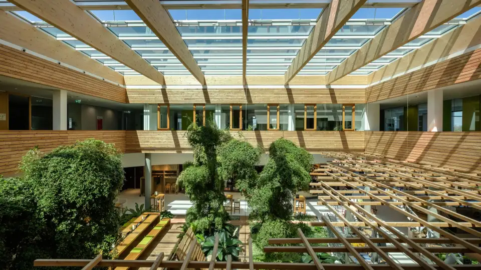 eMail Anhang 2016 LAMILUX TALE Byodo Muehldorf 30