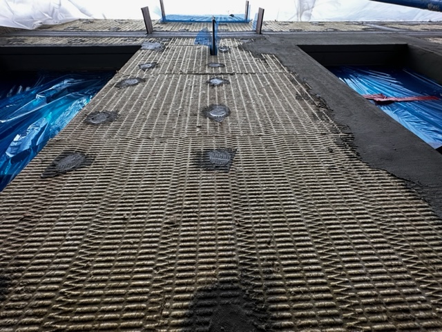 Fullscreen Gallery Image