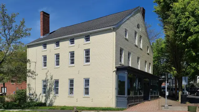 USE King's Block   Photo   Exterior 2