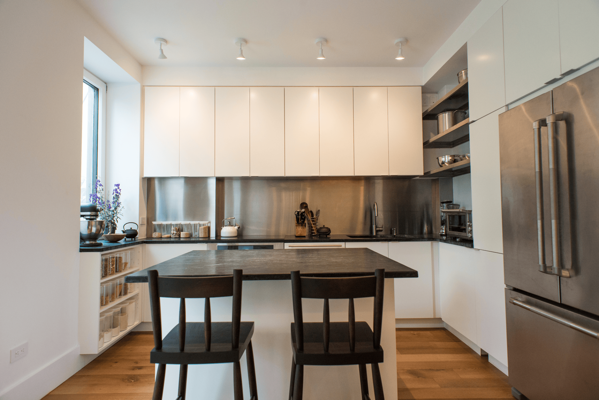 Fullscreen Gallery Image